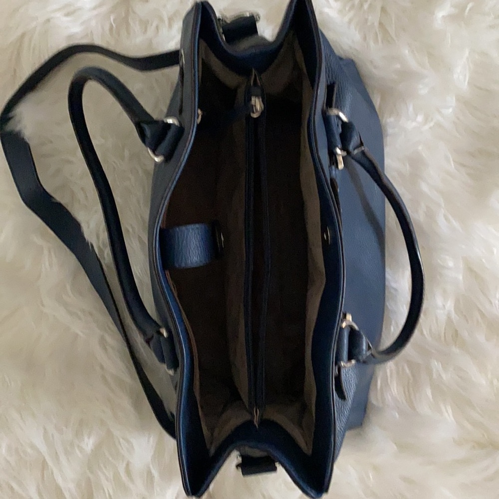 Michael Kora Navy Handbag - Picture 3 of 3